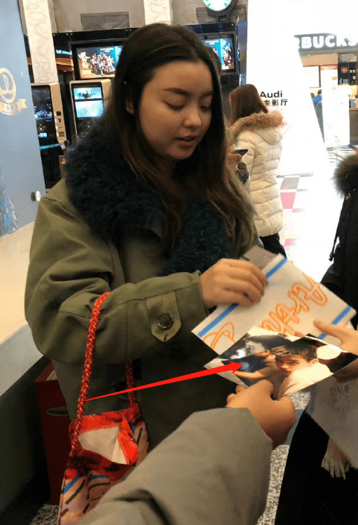 陈飞宇工作室发文回应:陈飞宇与胡女士交往期间双方