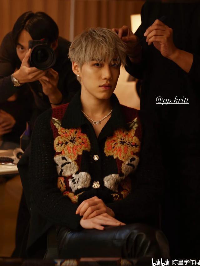 泰国两代偶像男神梦幻联动:林祎凯ppkrit与mikeangelo吴翊歌合作新歌