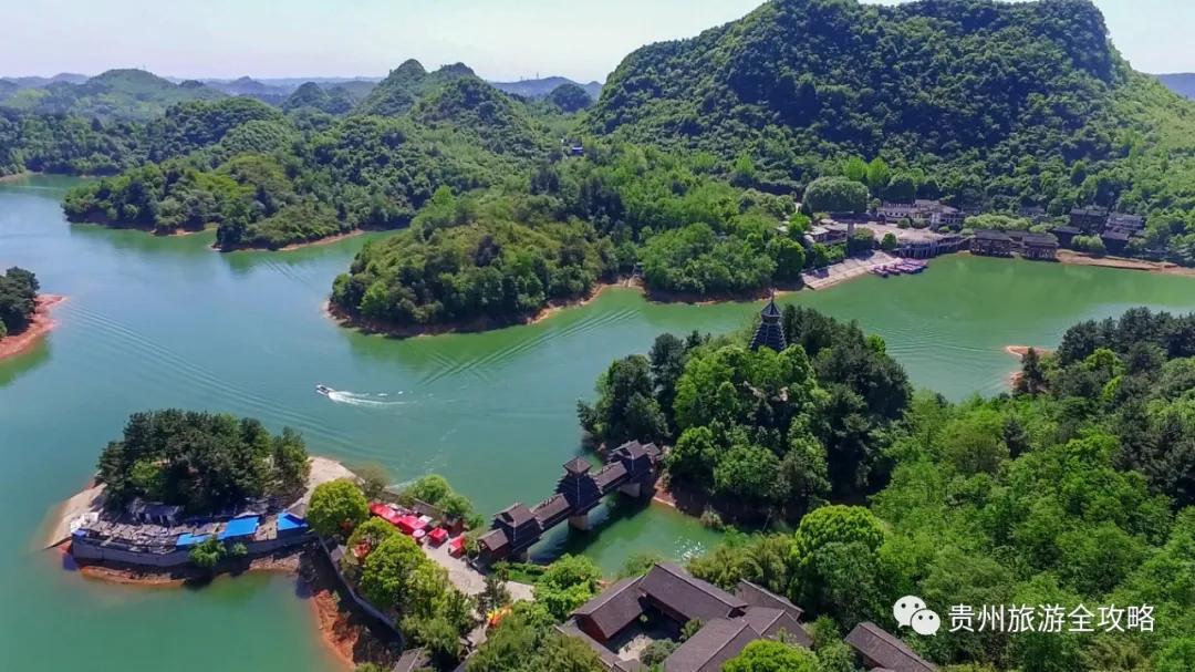 清镇右二村:红枫湖畔的七彩渔村,3000亩的樱花即将开放_红枫湖镇_贵州