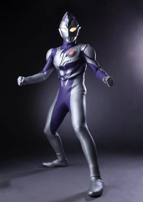 从剧照海报来看,主要的两个奥特曼就是德凯和帝纳斯,不知道特利迦