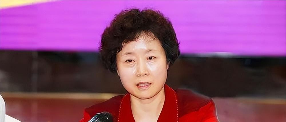 直到2017年,纪委监委例行对青海银行进行督察,从种种蛛丝马迹之中