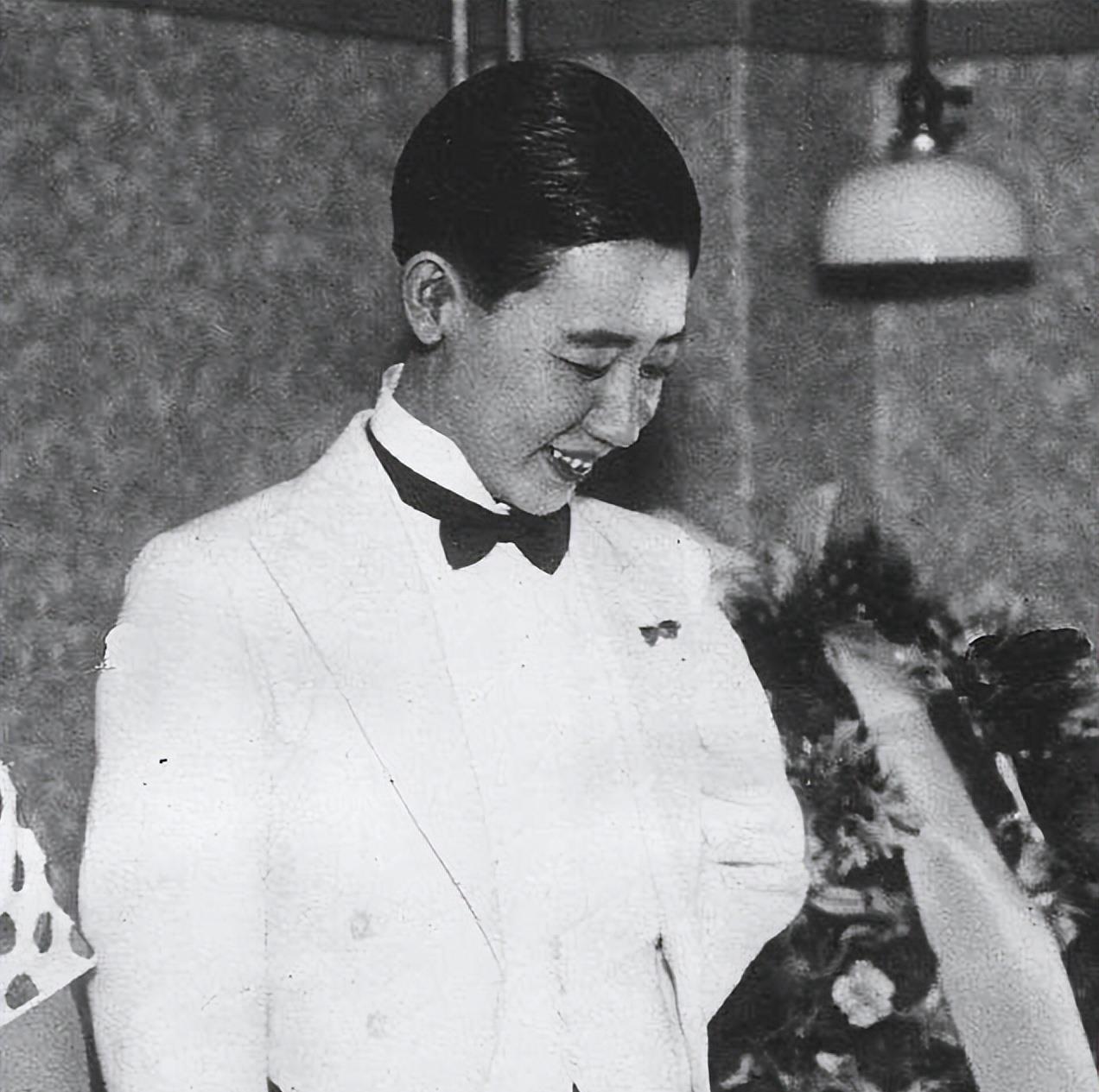 1948年,川島芳子在北平被處決,死後手中緊握著一首絕命詩_日本_父親