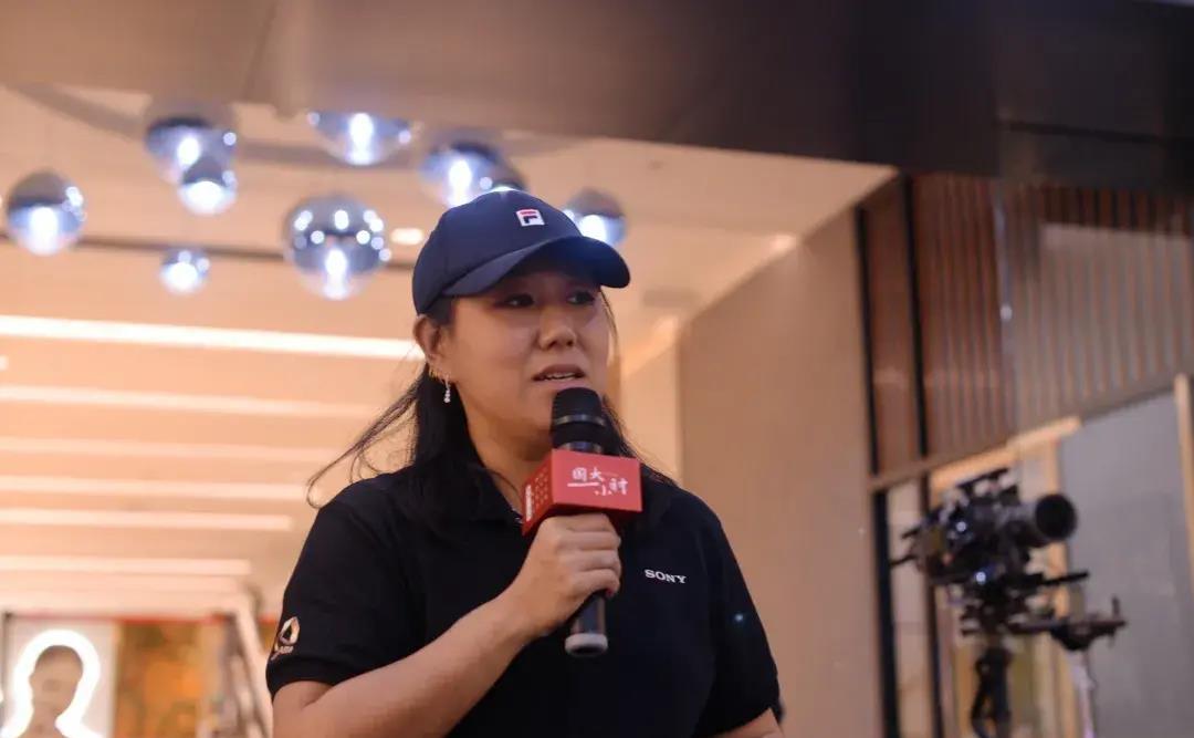 和斯坦尼康女王邓璐的一日电影拍摄体验 - 国大一小时事发_镜头_摄影