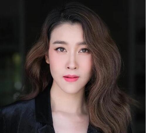 转型做制作人的泰星们,他一直在毁原剧,她的剧永远是倒数_om_ann