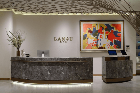 《从艺术中醒来，兰欧酒店重新定义“住宿”空间》