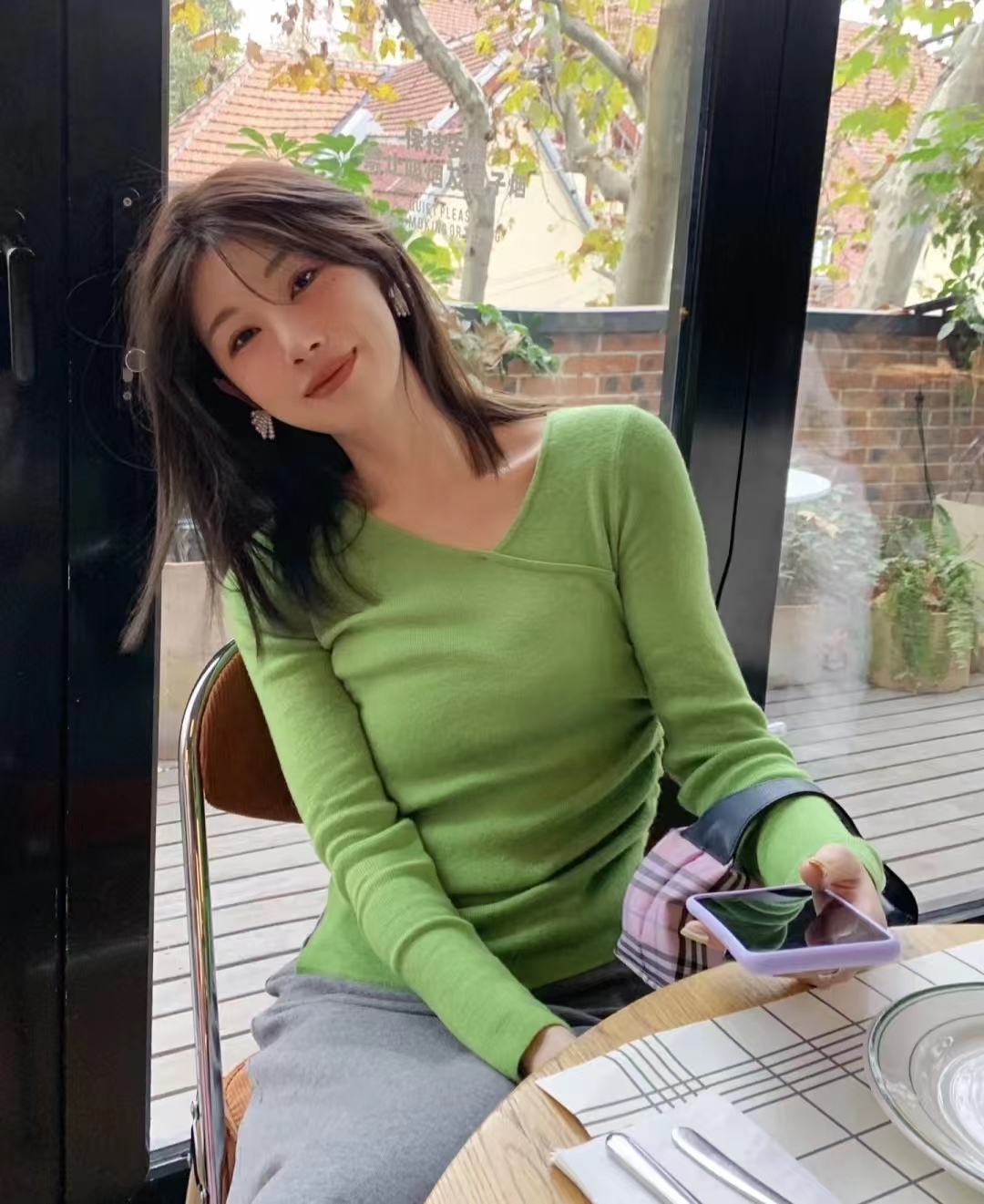 春天流行"绿色系穿搭",25套搭配显白又气质,谁穿谁好看