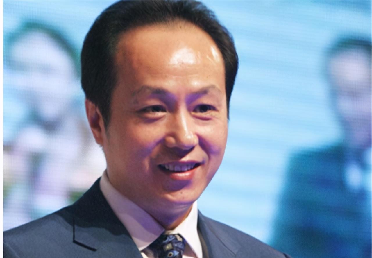 央视主播罗京:去世11年,妻子改嫁富商儿子,墓地铜象一尘不染_工作