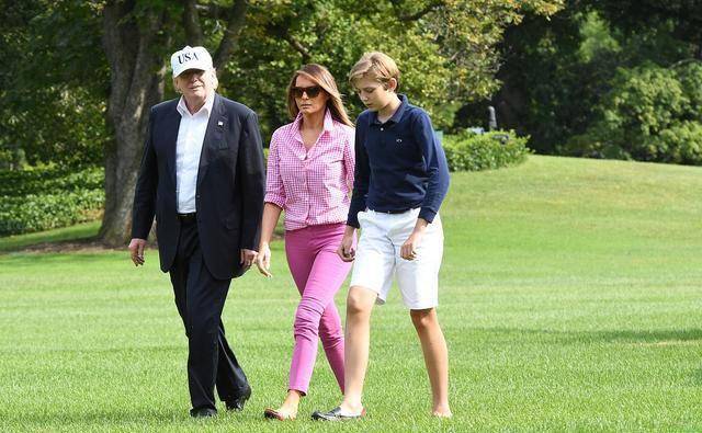 憨憨大女儿长成胖墩,12岁身高已超1米7_孩子_巴伦_身材