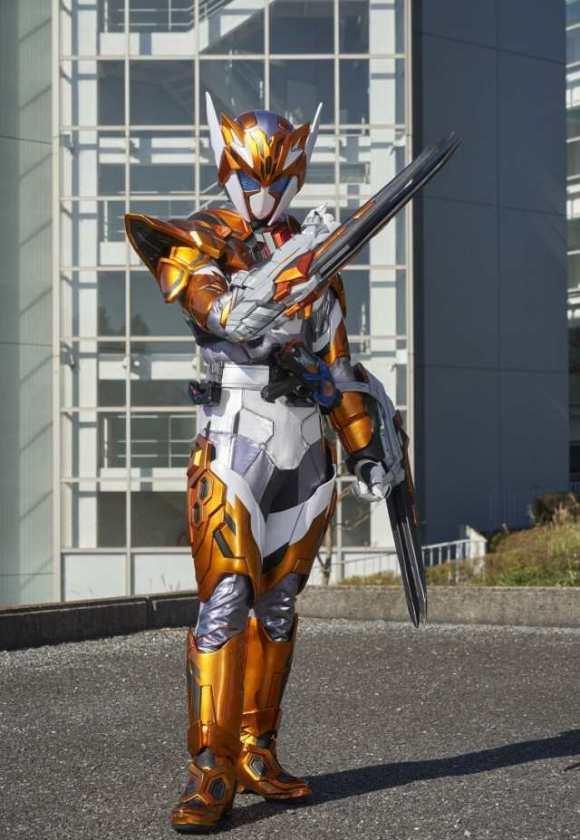 假面骑士01刃姐没有强化形态原因公开,大多数骑士都是拼凑而成_零一