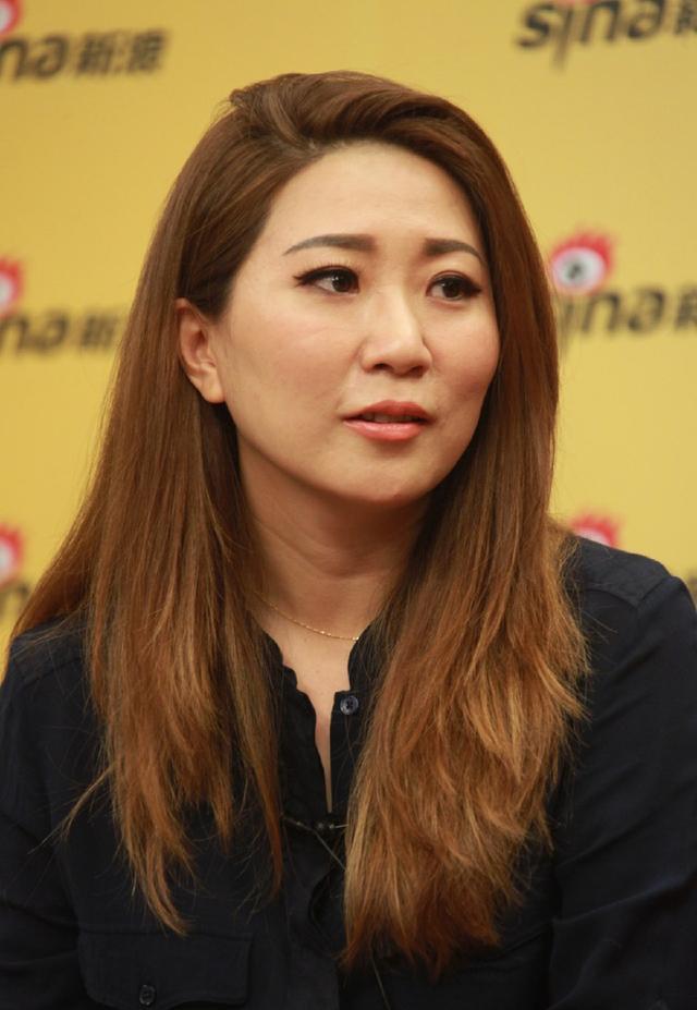 华语电影第一个票房过亿女导演金依萌,新作《家有鲜妻》立项_报复_女