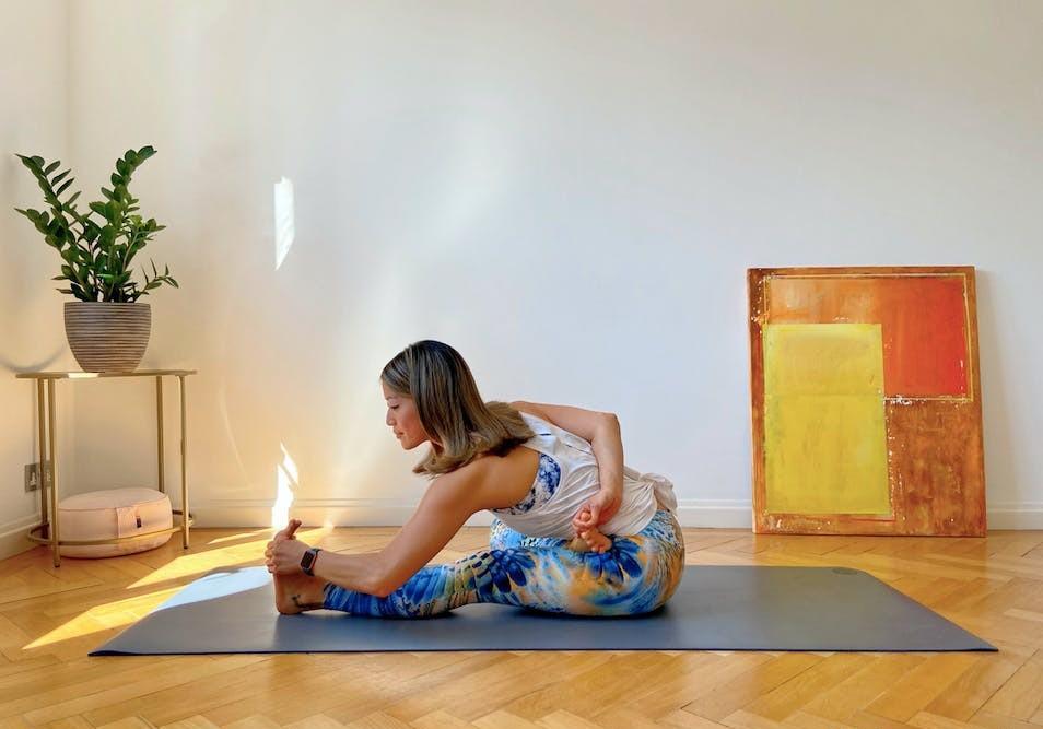 高级瑜伽:如何让你的身体为瑜伽天平式做好准备 加强手臂手腕腹肌_体