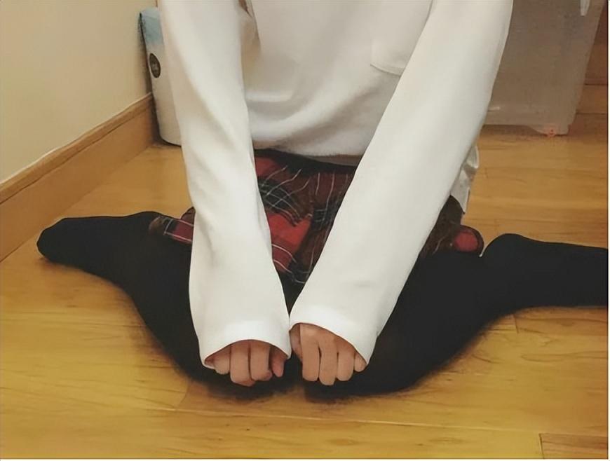 男生"鸭子坐"下面会折么?别说了,女性都会!_坐姿_男性_女生