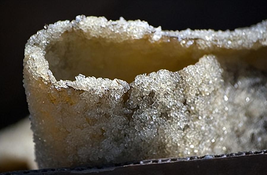 它是加拿大提供的最独特和传统的海鲜之一,它由阔叶海带和鲱鱼卵组成