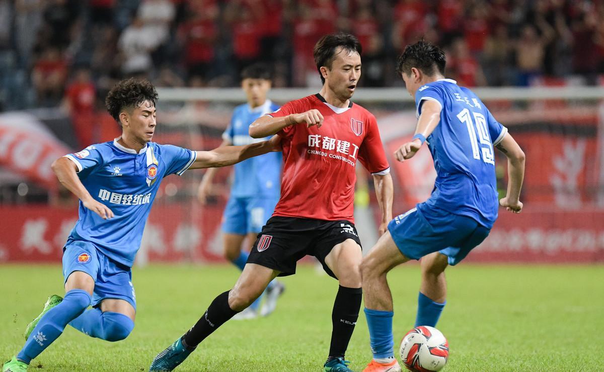 双外援建功,中甲新军成都兴城热身2-2拉萨城投,赛前肃立默哀_双方