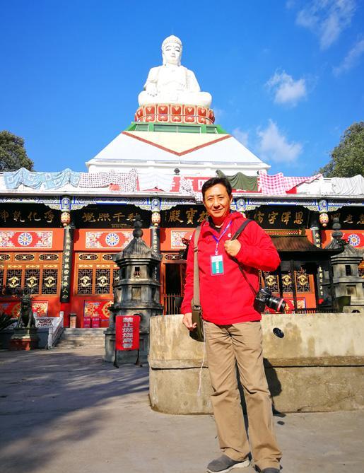 四川旅游:瞻仰川中庙宇中江白塔寺(图)_冯赣勇_摄影_金刚