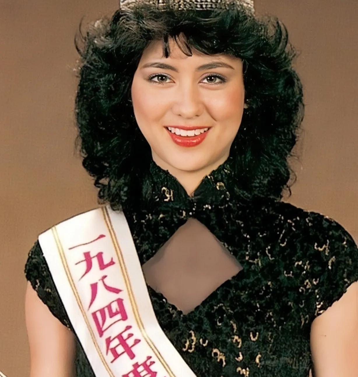 童玲:洪金宝妻子的替代者,出演多部风月片后就息影退圈_电影_混血儿