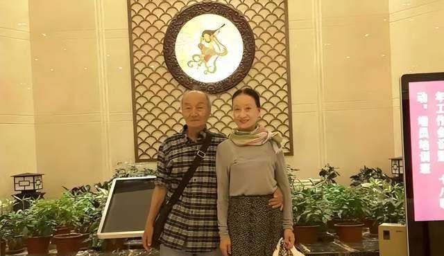 85岁高龄的姬崇恭,在剧中扮演刘表和邓芝,与妻子张京棣共度一生_电影