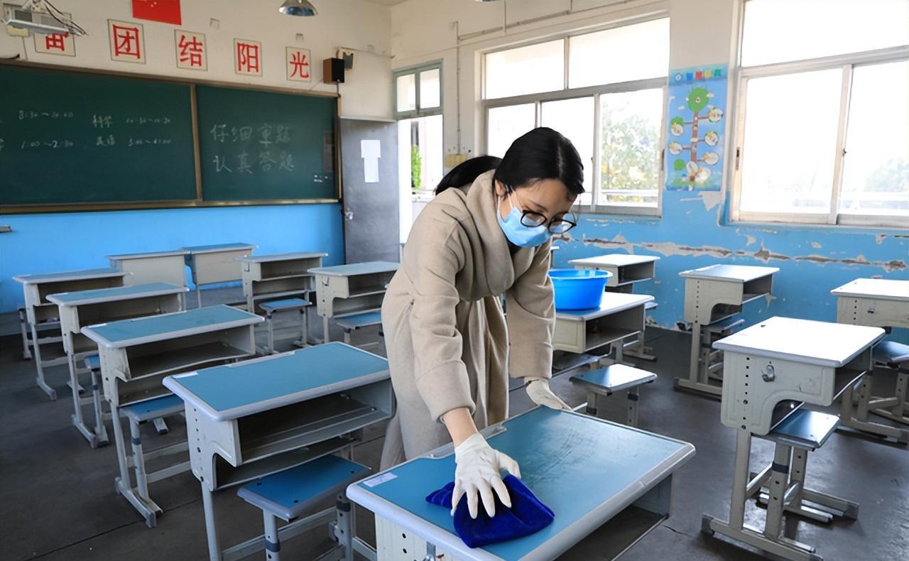 杭州2学校出现阳性学生，家长忧心忡忡，担心孩子会“中招”