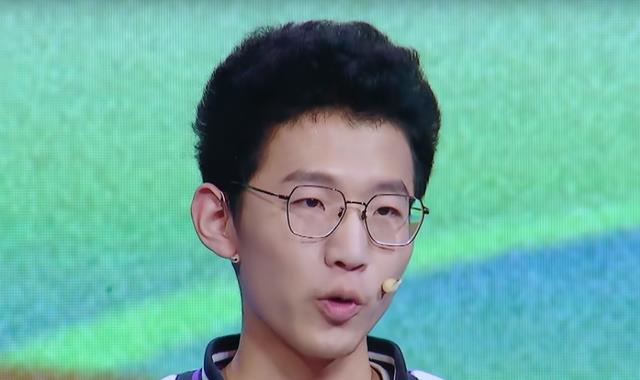 张锡峰只有17岁,未来的路还很长,我们应该相信,这样