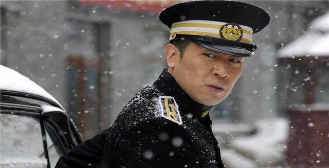 《大宅门》评:俞飞鸿表现平平,于和伟一唾惊人_白占安_角色_白景琦