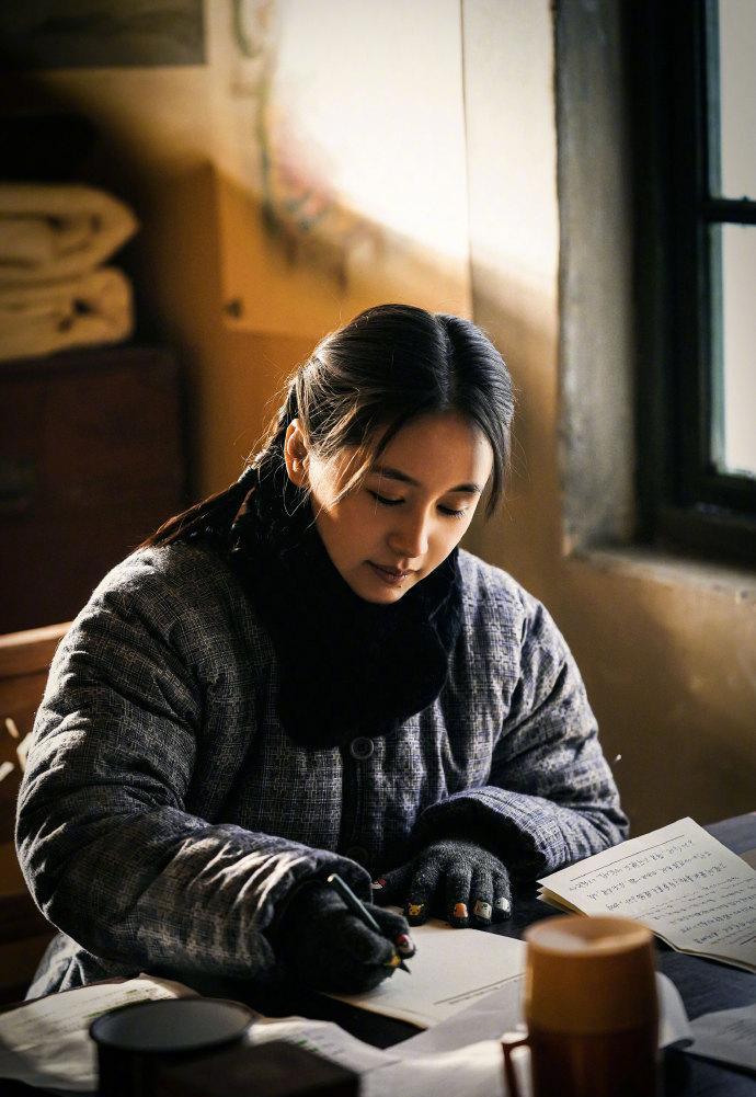 王子文:《今生也是第一次》get到了精致,《三体》get到了演技_叶文洁