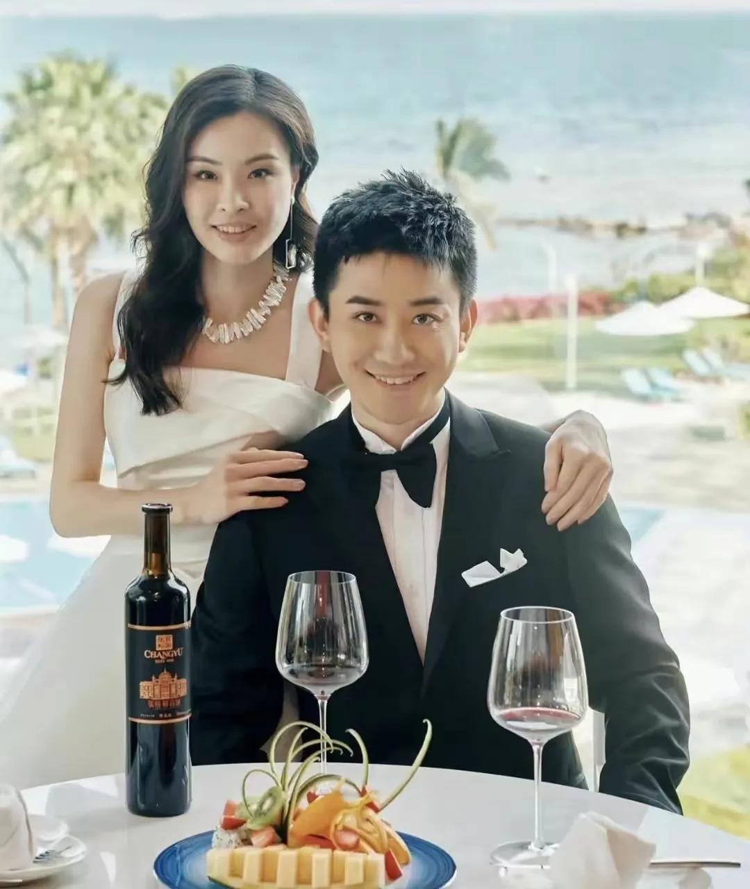 "跳水女神"吴敏霞,拒绝嫁入豪门和陕西穷小伙结婚,她后悔了吗_张效诚