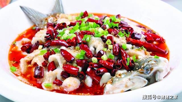 口水鱼这样做才好吃,鱼肉滑嫩,麻辣鲜香,吃上一次就念念不忘_美食
