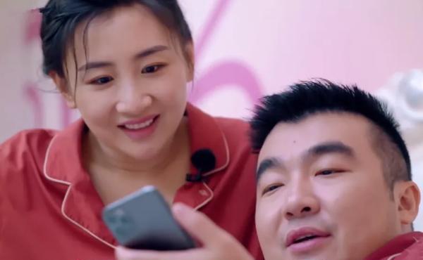 何雯娜生娃疼到失智,婆婆和老公态度大不同,原来错怪梁超这么久_节目