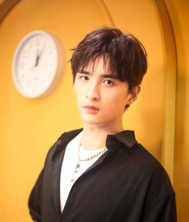 《朝阳打歌中心》中,张远对歌曲《棉花糖》也是"口嫌体直"啊_甜歌_小