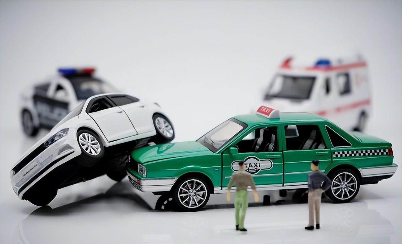 王律普法:交通事故纠纷处理系列3:一文说清伤残及"三期"鉴定_伤者