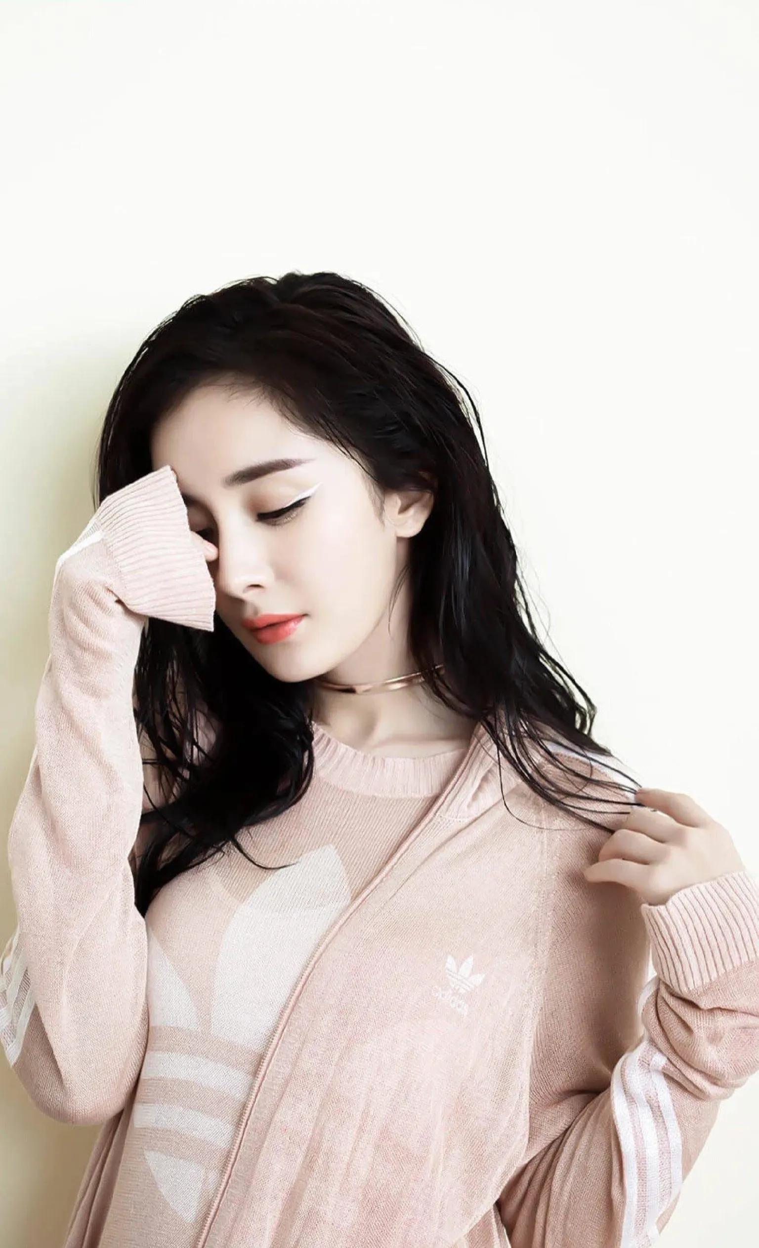 现实版的傻白甜黑化,拼命三娘杨幂如今早已不再拼命_李佳琦_刘恺威