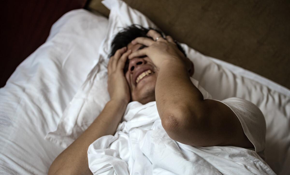 原创（恶搞闺蜜男朋友怀孕）恶搞闺蜜男朋友怀孕视频在线观看 第4张