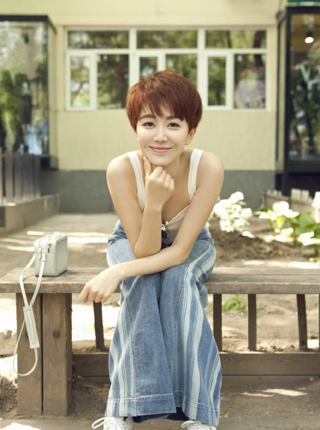 图集:公主依然少女范,无可挑剔的美,姜妍_身材_长发_短发