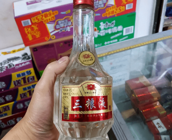 陕西名酒"三粮液"强势回归,曾因名字惹上诉讼,一度消失_发展_五粮液