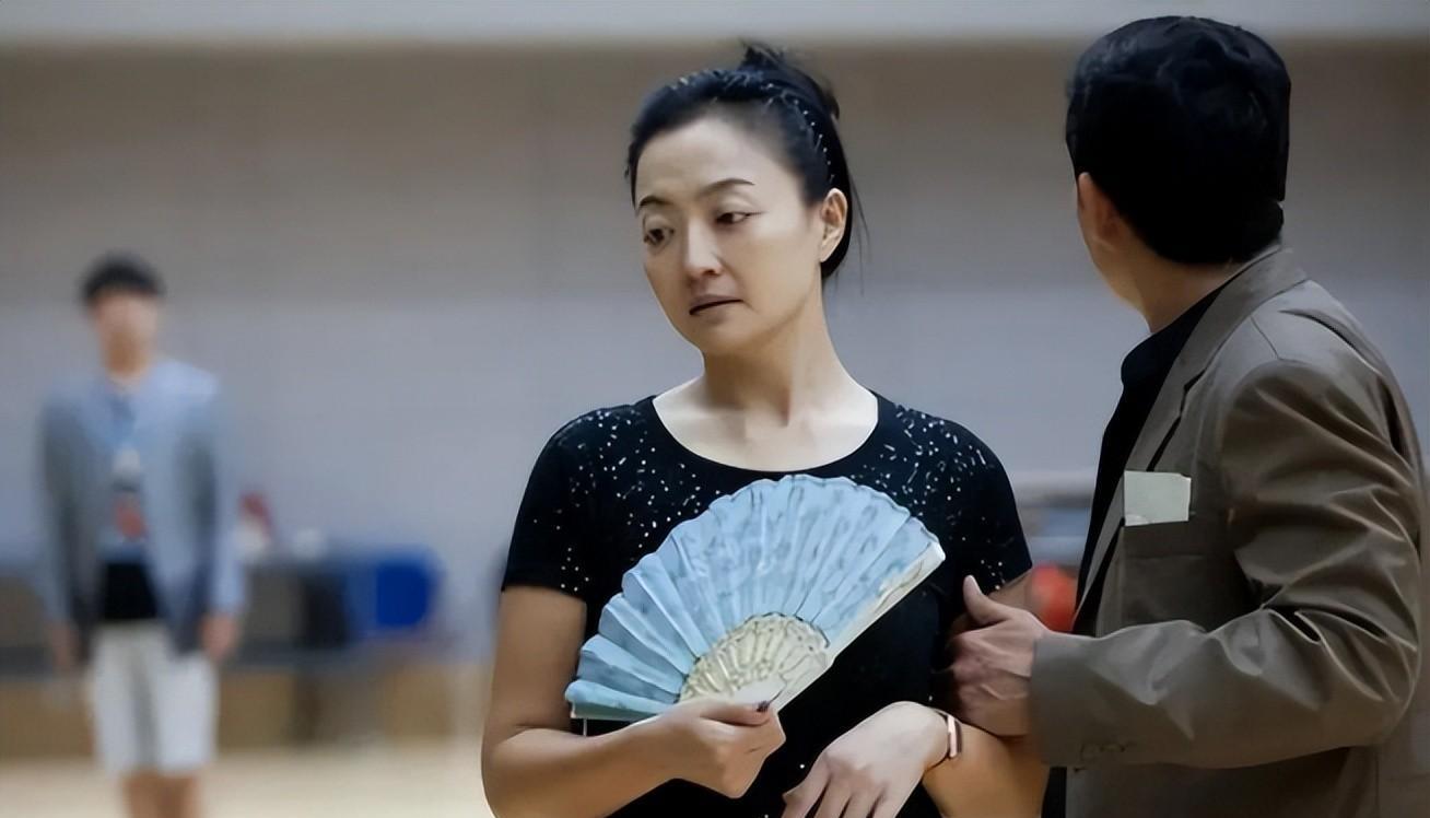 55岁沙桐再次离婚,刘园媛发文婚姻如兄弟般纯洁,原华暗讽别扯淡_直播