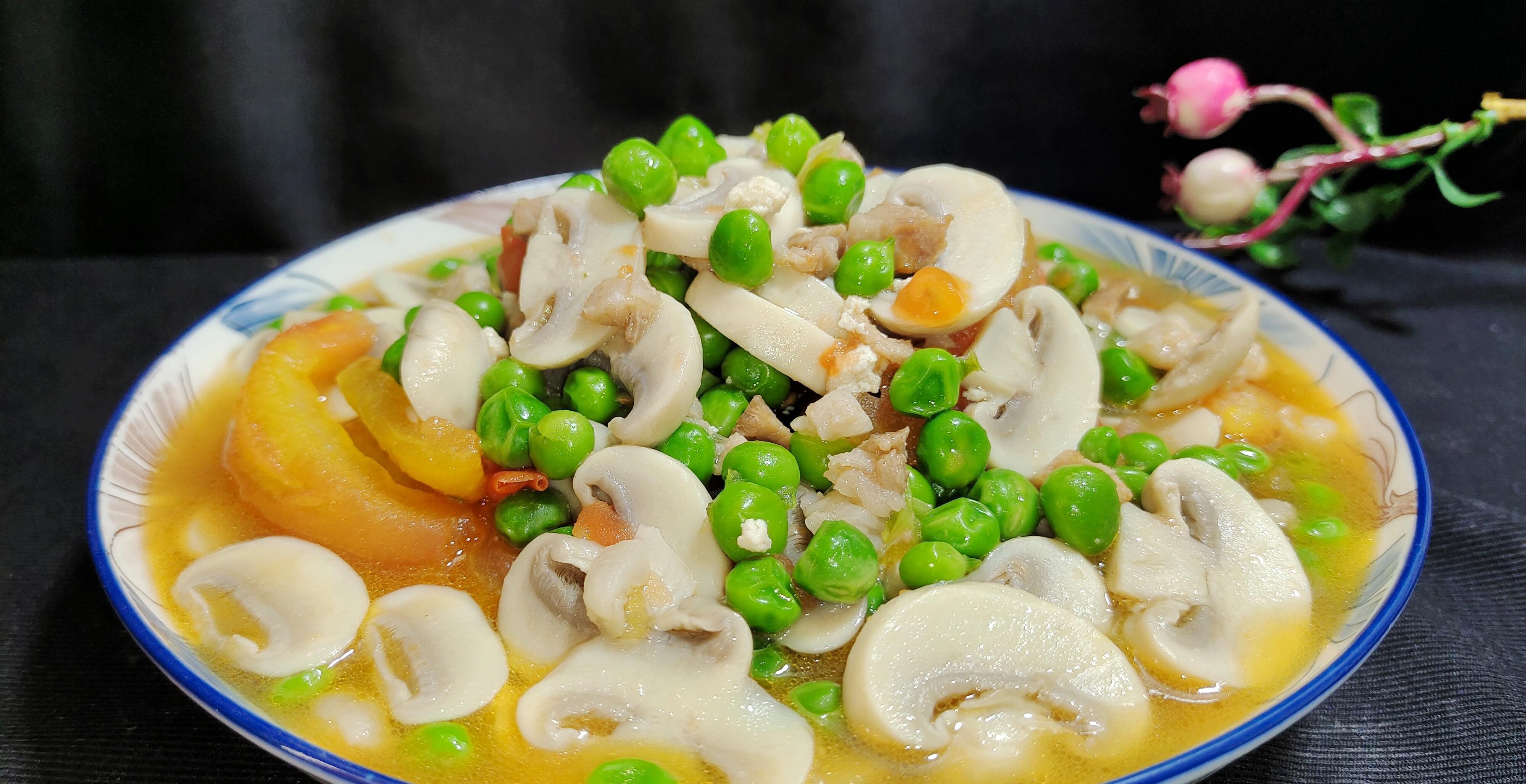 肉末豌豆烩口蘑:3月吃豆,赛过吃肉!