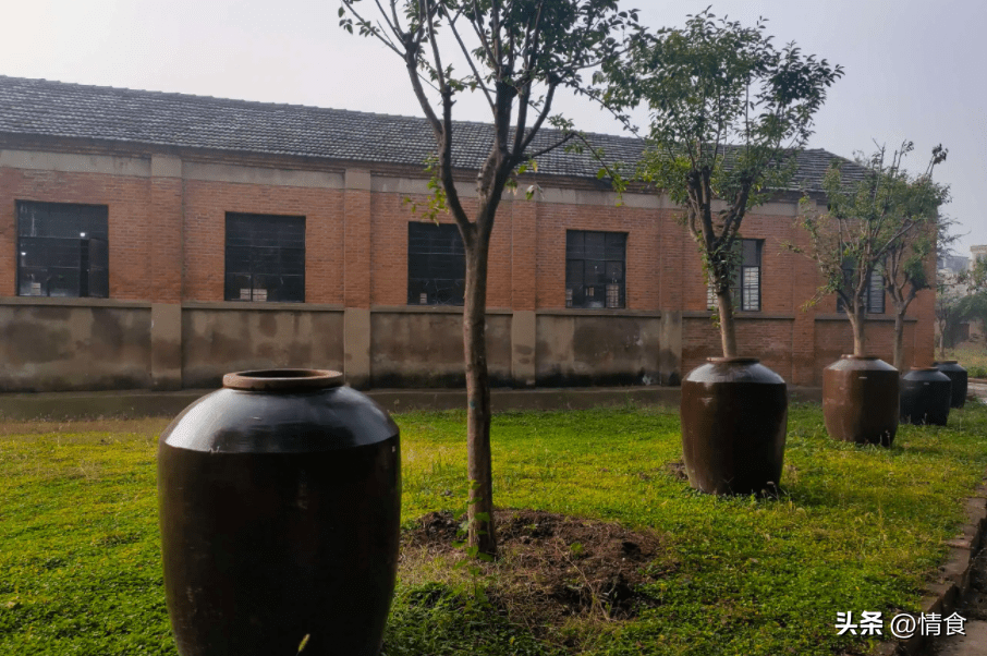 高处不胜寒,随着梅鹿液的名气变大,各地大量的订单也接踵而至,酒厂的