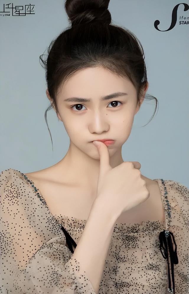 13岁"最丑谋女郎"被张艺谋劝退娱乐圈,24年后的今天,判若两人_敏芝