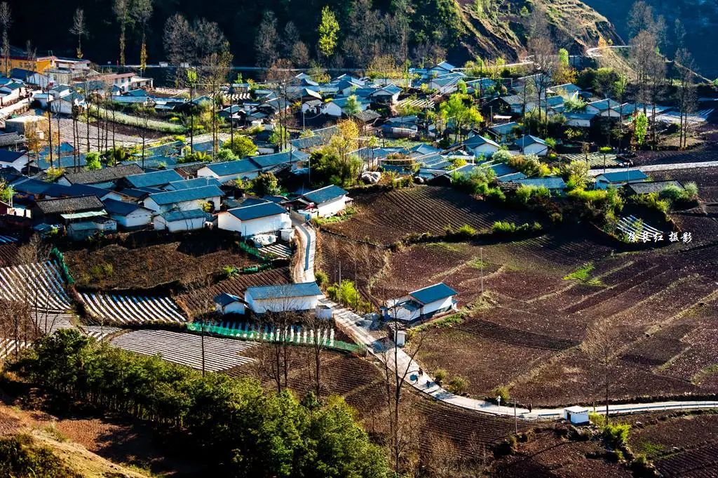 四川大凉山金阳索玛花,昭觉,美姑彝族村落,赶集,田园村庄纪实摄影团