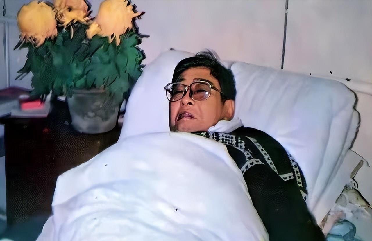 1992年路遥死前躺床3个月,爱过5个女人,却只有一人来还是为离婚_林红