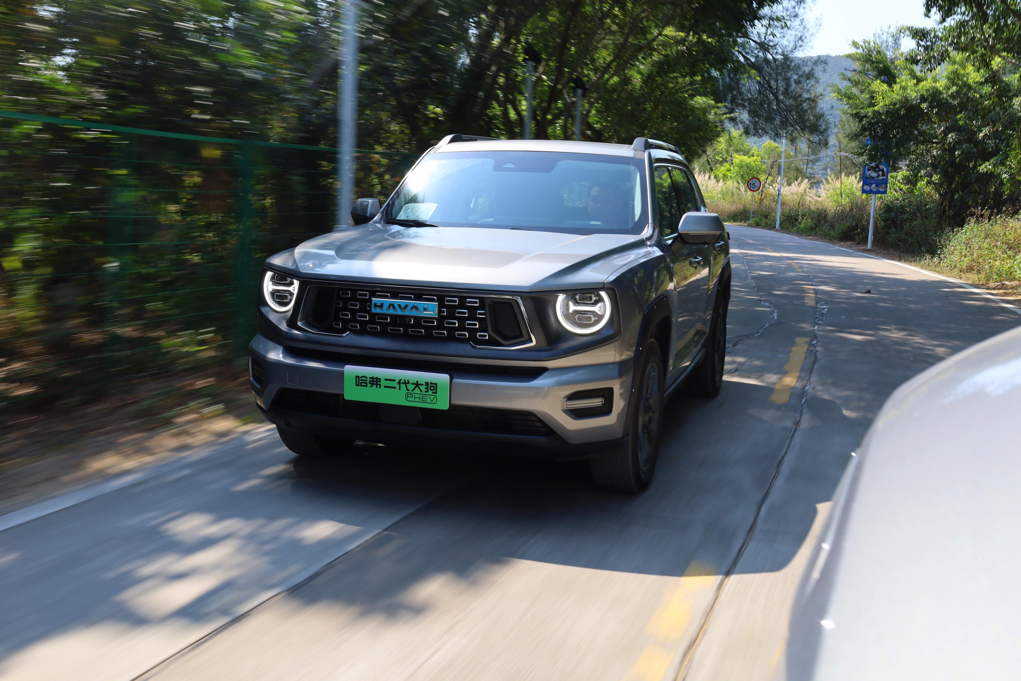 堪称"露营神车",比坦克300更亲民,哈弗"二代大狗"能火吗?