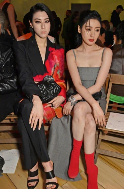 地包天,半裸身…女星"各显神通",都输给这位中国男星_刘雯_关晓彤