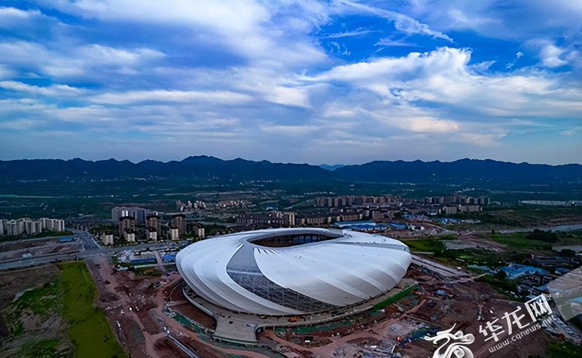 重慶:按照既定計劃加快建設龍興足球場_項目_體育_訓練基地