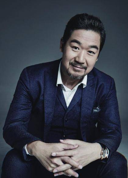 张国立为何频繁地参加综艺节目?网友:心疼他没必要_工作_因为_公司