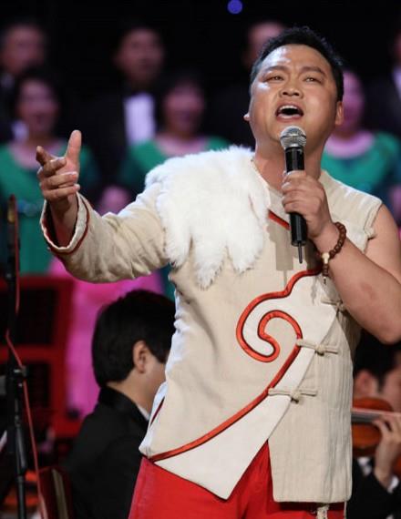 44岁艺术家高保利车祸身亡,当天还和好友聚餐,龚琳娜发文悼念_消息