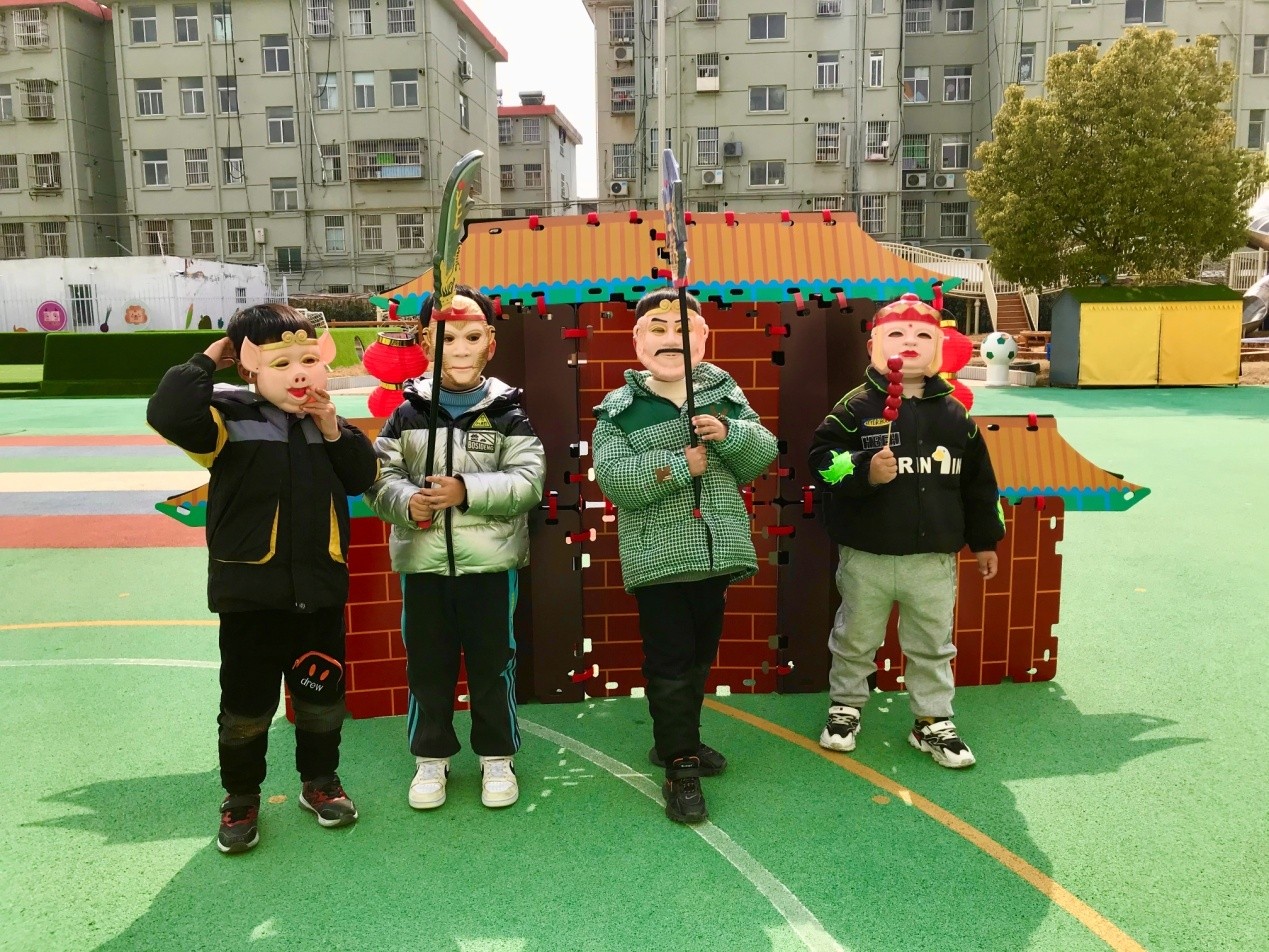 盐城市新河幼儿园开展孩教圈砖瓦积木建构游戏和传统文化拼板建构游戏