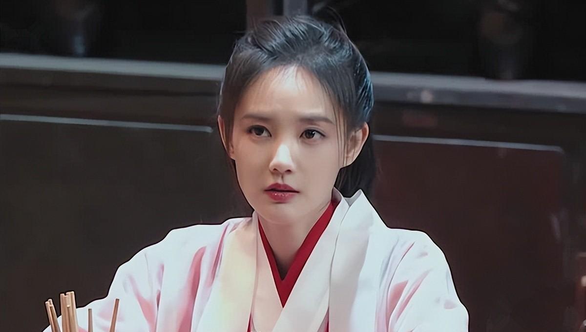 李一桐靠"紫霞仙子",终于把丢掉的脸面挣回来了_观众_影视剧_角色