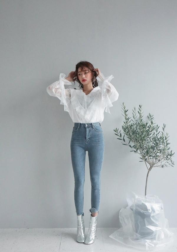 春季雪纺衫搭配什么裤子好看?雪纺衫搭配牛仔裤风格随你驾驭!