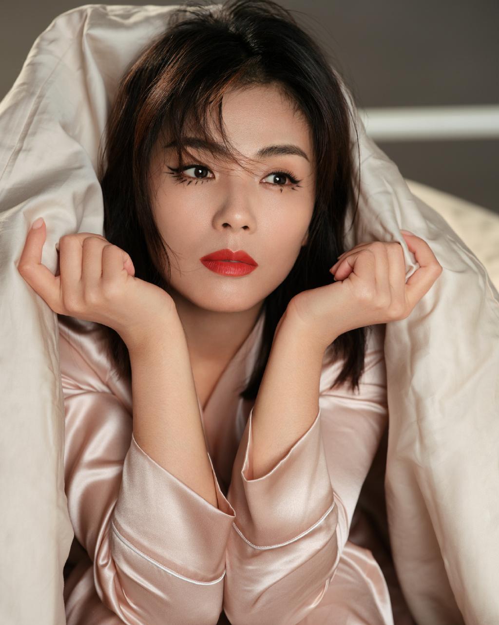 娱乐圈中的5位实力派女星,周迅,张静初,刘涛和殷桃_演艺事业_观众