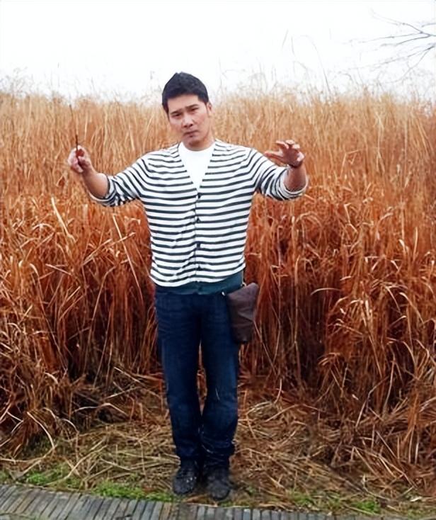 80年代走红的男星张世会:妻子是初恋,儿子现在是知名演员